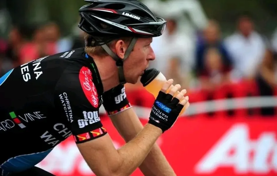 When Is The Right Time To Drink Sports Drinks For Mountain Bike Riding? When Is The Right Time To Drink Sports Drinks For Mountain Bike Riding?