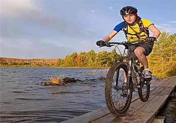 Five Benefits Of Women Riding Mountain Bikes