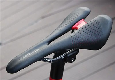 Why is the right bike saddle important?