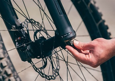 What Is The Difference Between A Mountain Bike Air Shock And A Spring Rear Sh...