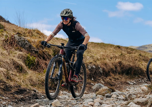women mountain bike